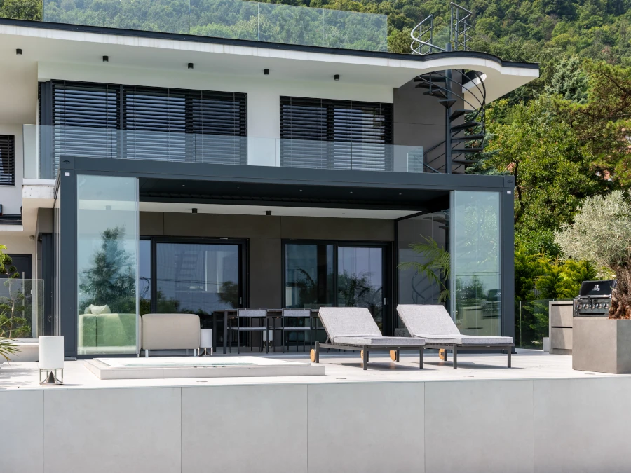 WellDeck PergoLine bioklimatikus pergola
